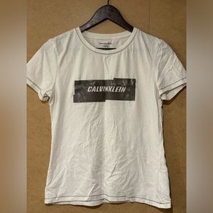 Calvin Klein Jeans box logo t shirt